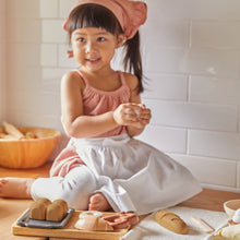 Load image into Gallery viewer, Wooden Pretend-Play Bread Set for Kids