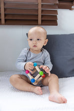 Load image into Gallery viewer, Square Clutching Toy