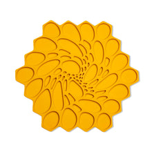 Load image into Gallery viewer, Trivet: Mustard